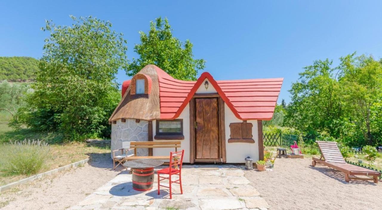 Krka Fairytale Little Castle 호텔 스크라딘 외부 사진